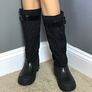 Stuart Weitzman Quilted Winter Rain Boots - Black - Size 7 (Medium Fit)